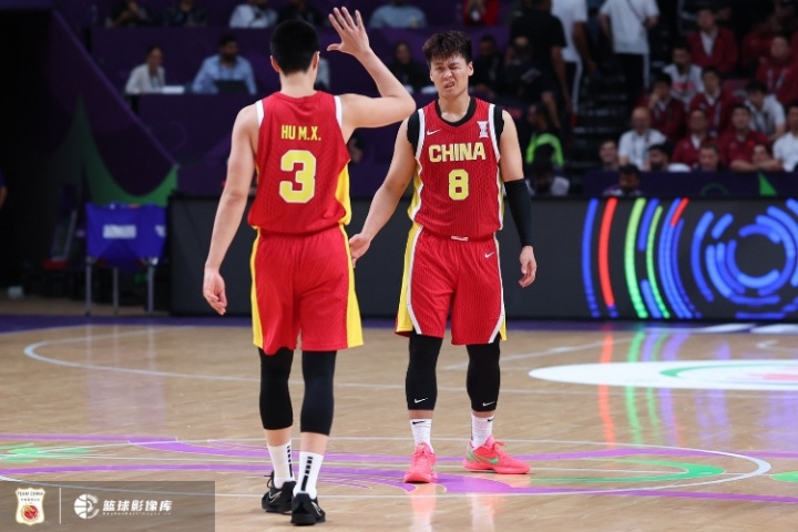 大乌龙~澳洲名记：中国的赵睿本有偷走亚洲杯冠军 但压哨三分没进